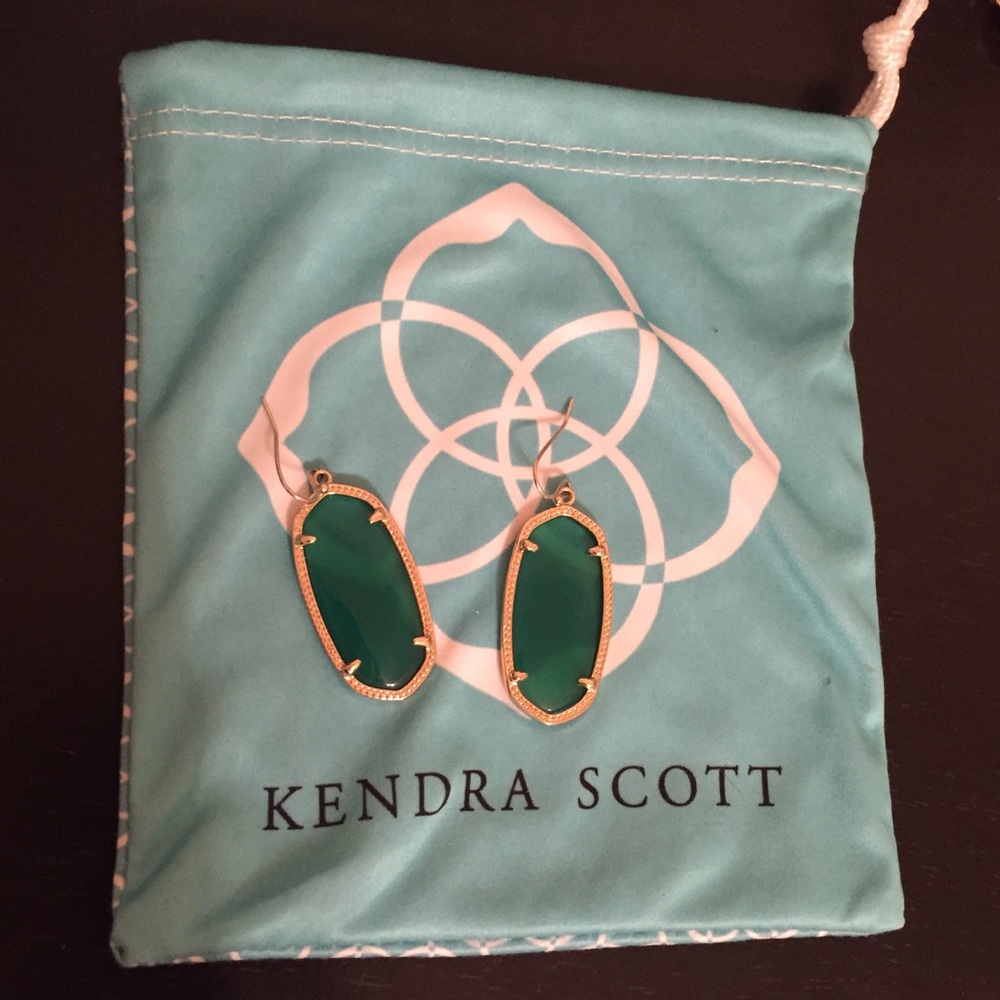 Elle Green Kendra Scott Earrings